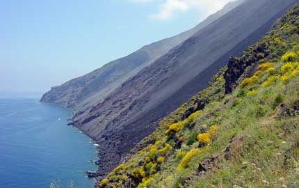 Centrale fotovoltaica Isola di Ginostra (Eolie)